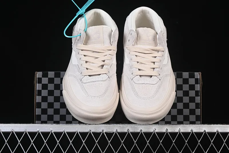 All categories Vans Vans series Vans Mid Vans China Vans Half Cab 33 Vans official retro casual simple versatile skateboard shoes VN000EFY7VJ